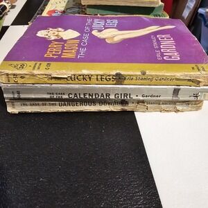 3 Vintage Perry‎ Mason Paperback Mystery Books